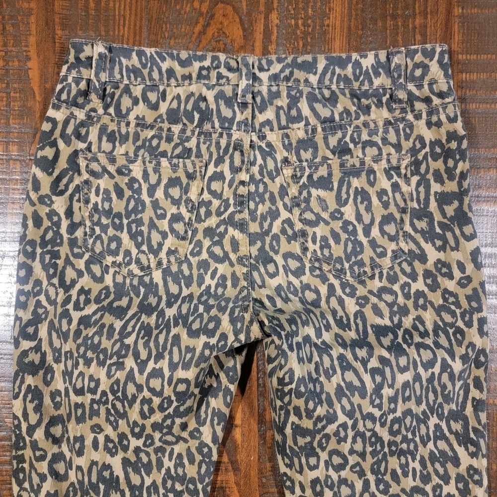 Easel Women's Leopard Print Distressed Skinny Ankle Jeans Size Small - Picture 5 of 8